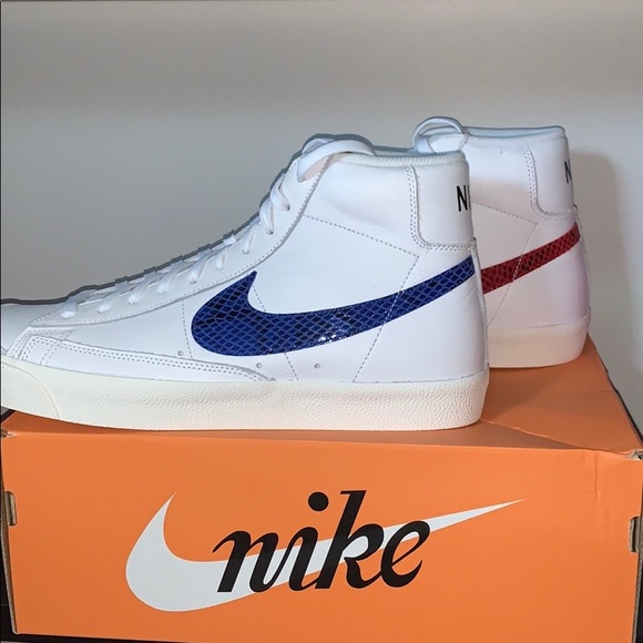 nike blazer mid 77 size 12